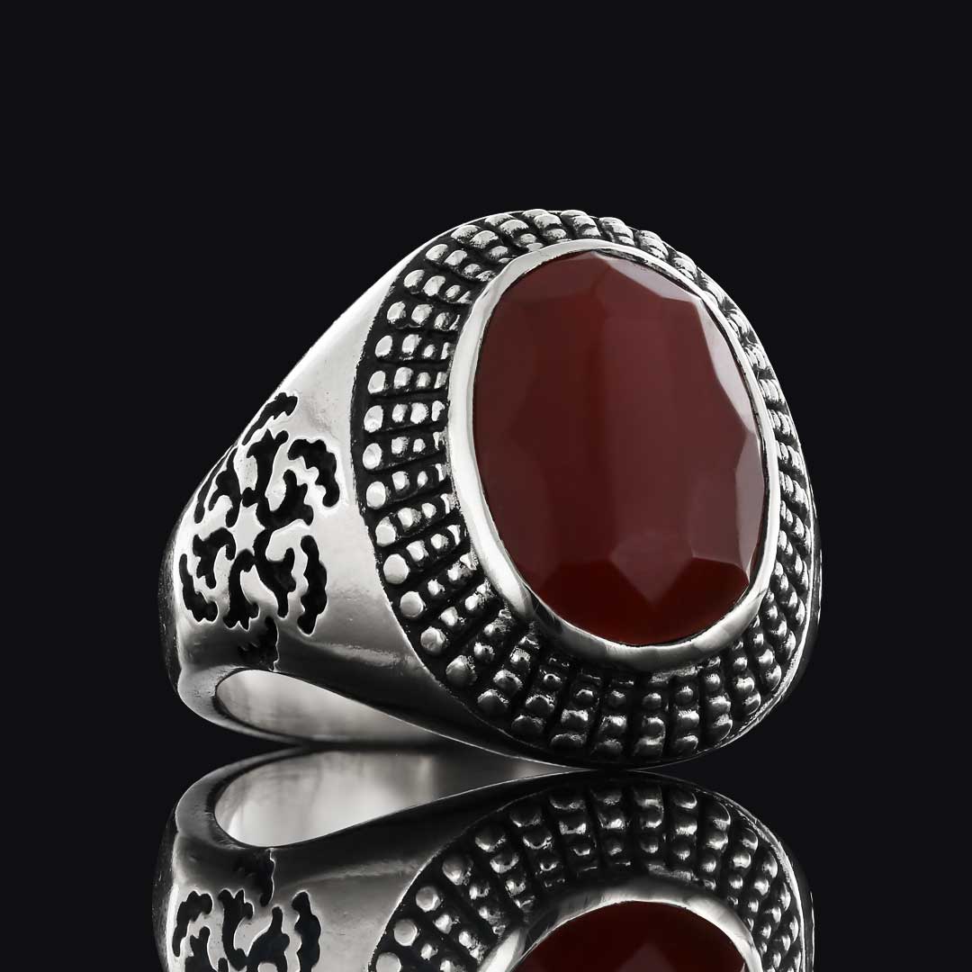 925 Ayar Gümüş Kenar Motifli Kırmızı Akik Erkek Yüzük 925 Ayar Gümüş Kenar Motifli Kırmızı Akik Erkek Yüzük
