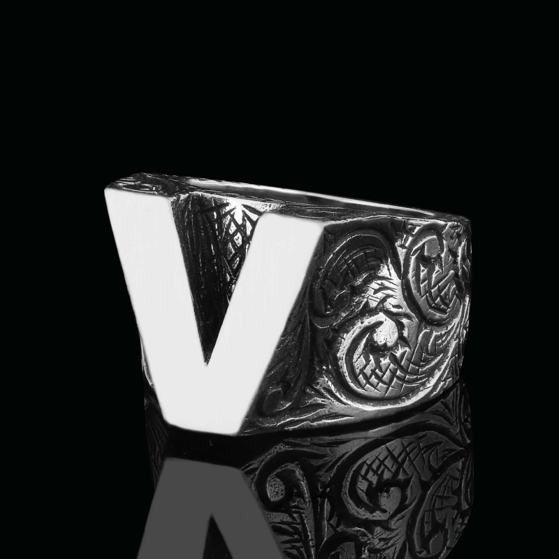 925 Ayar Gümüş Monogram V Harfi Erkek Yüzüğü