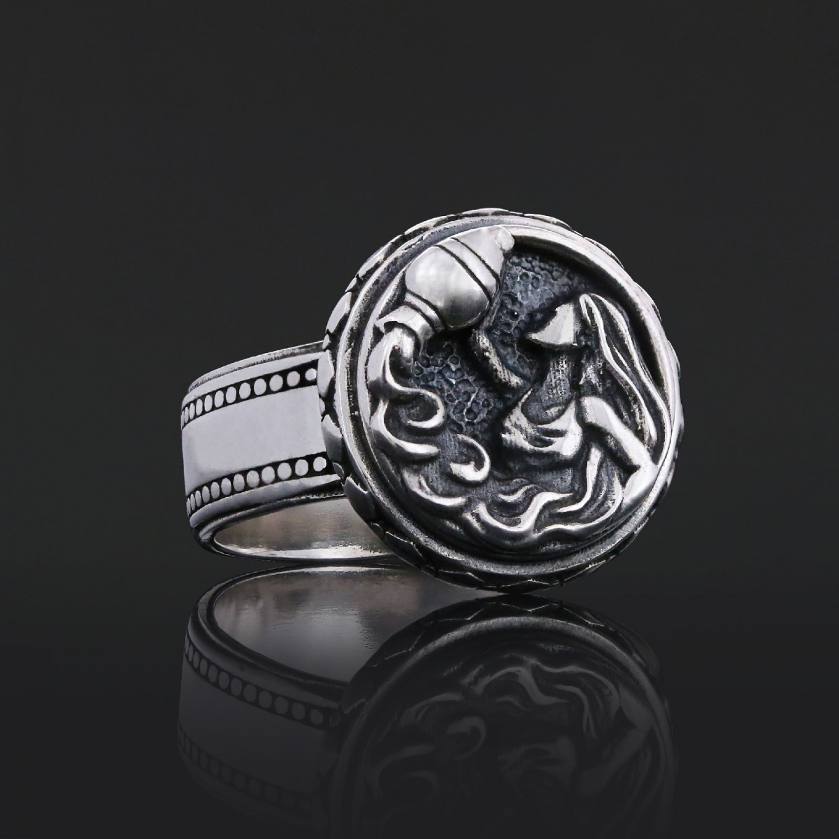 Özel Tasarım Kova Burcu 925 ayar Gümüş Kadın Yüzük Özel Tasarım Kova Burcu 925 ayar Gümüş Kadın Yüzük