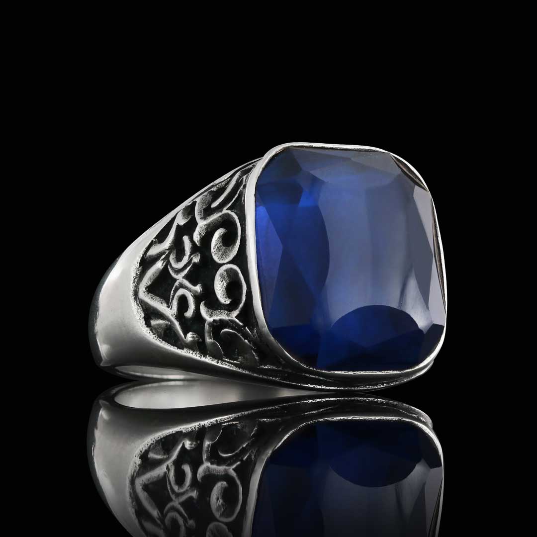 Sonsuz Şıklık ve Güç Özel Tasarım Safir Taşlı Erkek Yüzük, Safir Taşlı Erkek Yüzüğü ile Farkınızı Gösterin