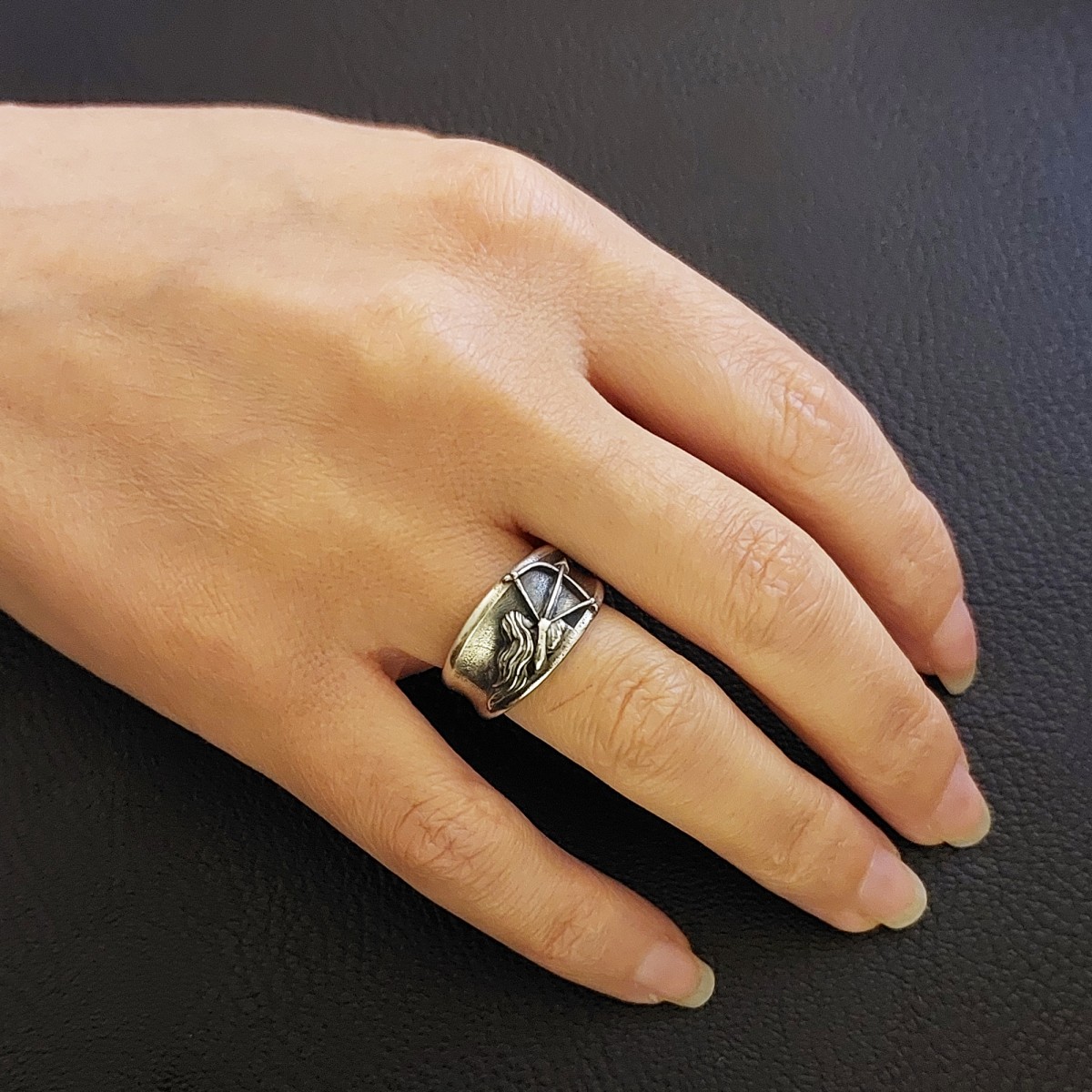 Yay Burcu 925 Ayar Gümüş Özel Üretim El Yapımı Yüzük Yay Burcu 925 Ayar Gümüş Özel Üretim El Yapımı Yüzük