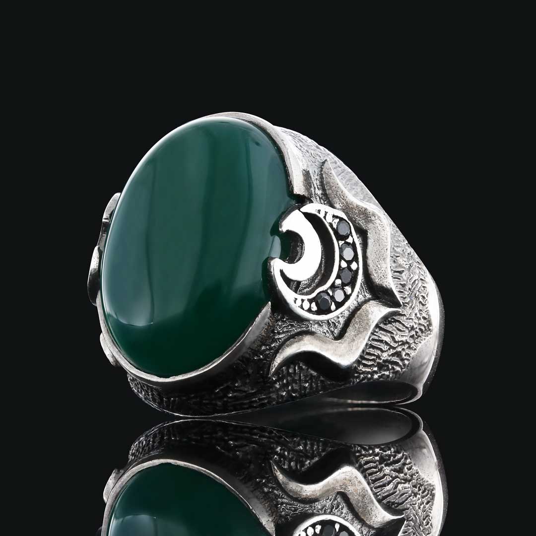 Yeşil Akik Taşlı Özel Tasarım Gümüş Erkek Yüzük Yeşil Akik Taşlı Özel Tasarım Gümüş Erkek Yüzük