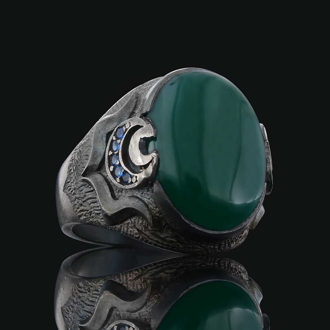 Yeşil Akik Taşlı Özel Tasarım Gümüş Erkek Yüzük Yeşil Akik Taşlı Özel Tasarım Gümüş Erkek Yüzük