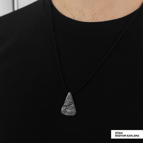 Kartal Kolye