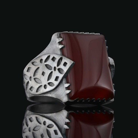 Kırmızı Akik Taşı ve Gümüş Erkek Yüzük