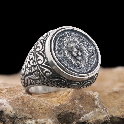 Özel Tasarım Yanları Motifli Aslan Yüzük, Gümüş Aslan Yüzük