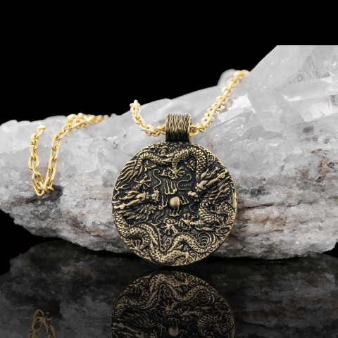 Özel Tasarım Yuvarlak Ejderha Kolye